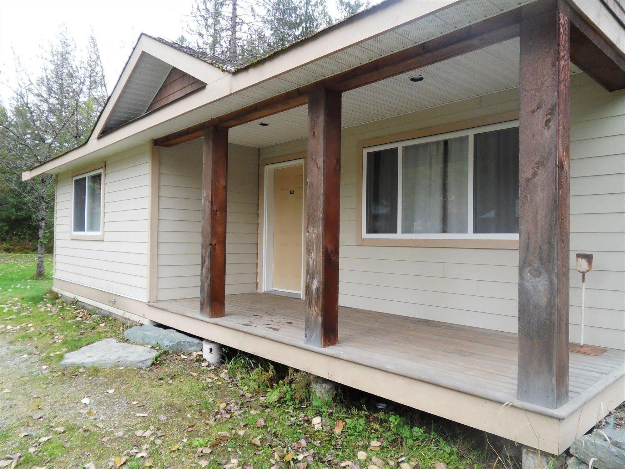 The Hitching Post Motel Pemberton Esterno foto